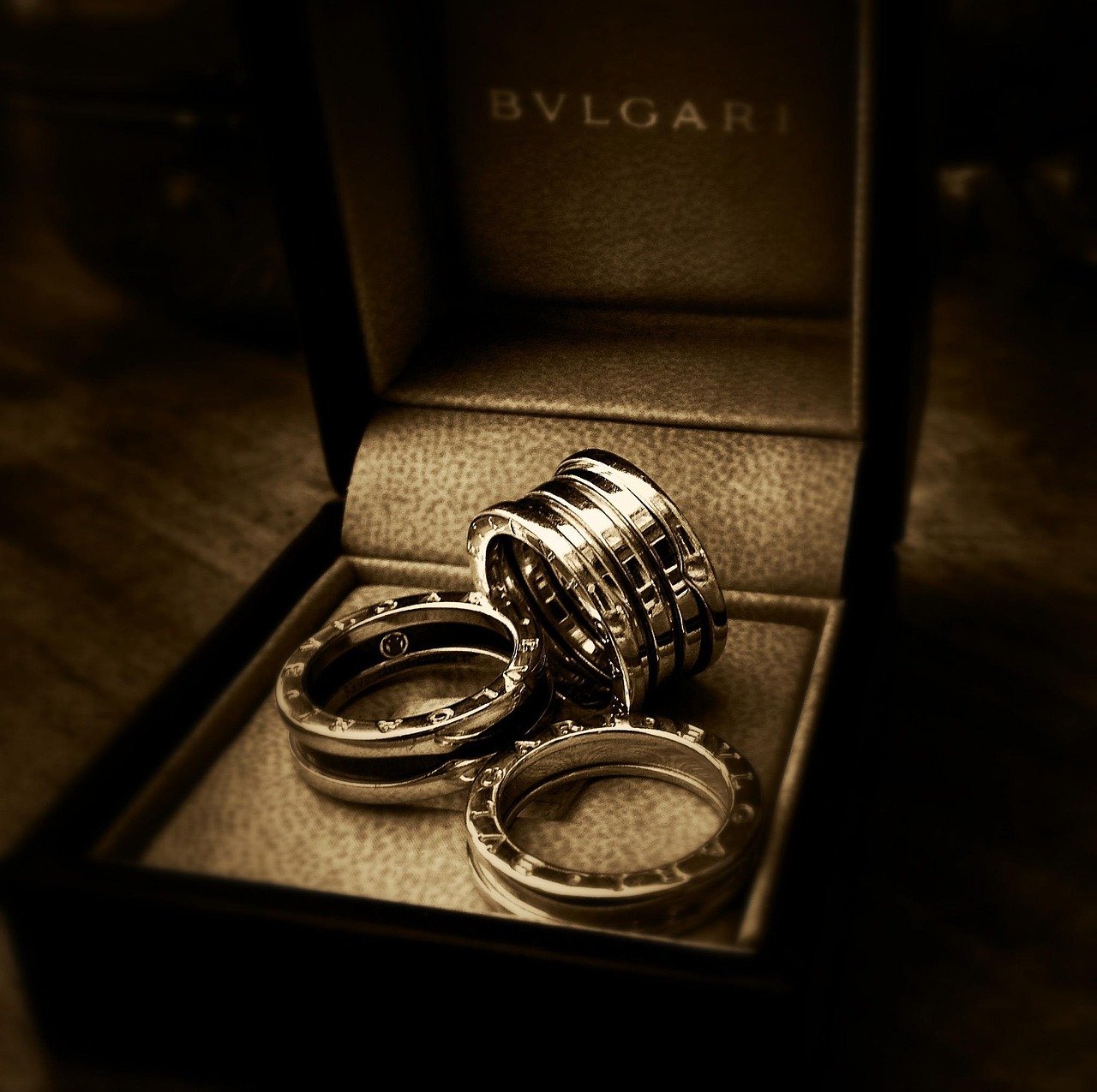 Noir Reverie Onyx Ring